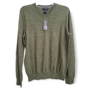 NWT Men's Banana Republic Army Green 100% Merino Wool Sweater Size S